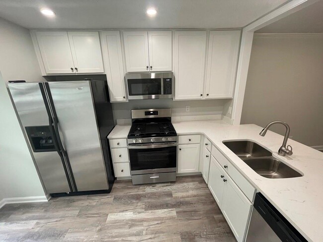 2260 Newport Landing in Alpharetta, GA - Building Photo - Building Photo