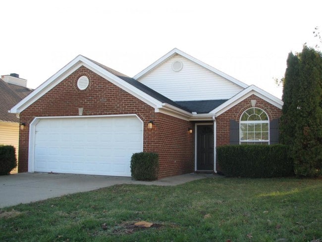 property at 3285 Royal Troon Rd