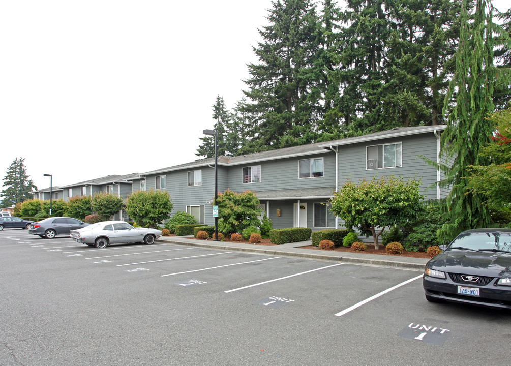 Jennings Park Townhomes in Marysville, WA - Building Photo