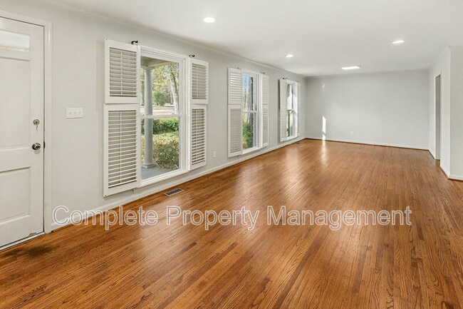 3801 Cromwell Dr in Mountain Brook, AL - Building Photo - Building Photo