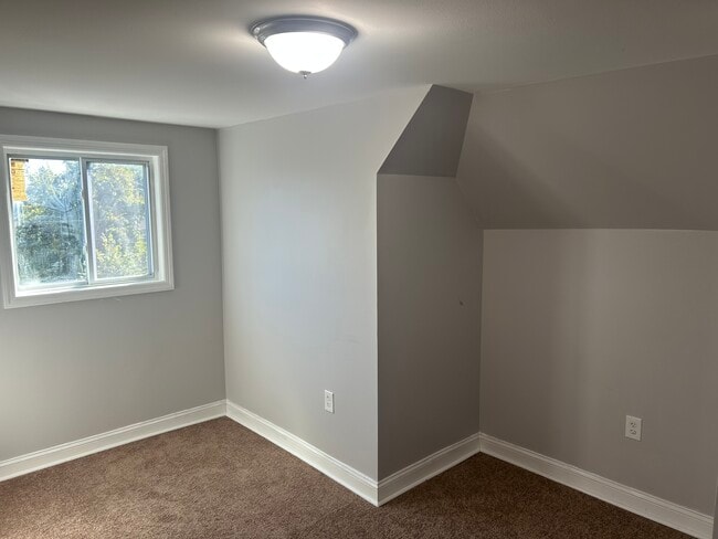 171 Seymour Ave, Unit 3 in Newark, NJ - Building Photo - Building Photo