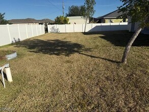 932 NW 5th Ave in Cape Coral, FL - Building Photo - Building Photo
