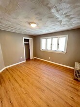 141 Albion St, Unit 2 in Somerville, MA - Foto de edificio - Building Photo