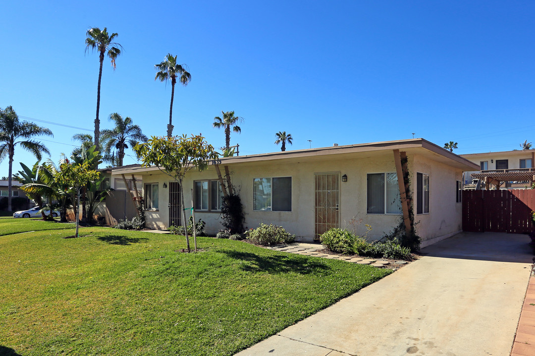 1635 S Tremont St in Oceanside, CA - Building Photo