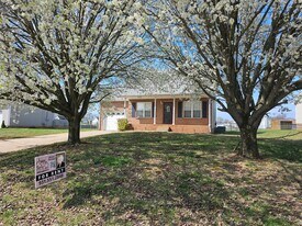 3726 Heather Dr in Clarksville, TN - Building Photo