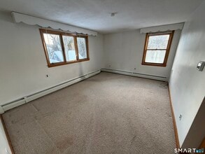 183 Melbourne St in Naugatuck, CT - Building Photo - Building Photo