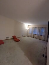 204 Carolyn Ave in Woodbridge Township, NJ - Building Photo - Building Photo
