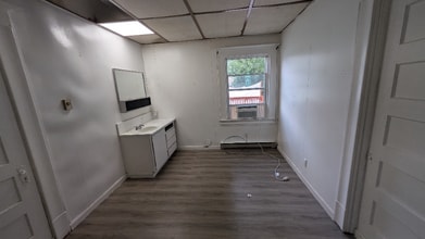 1235 32nd St in Sacramento, CA - Building Photo - Building Photo