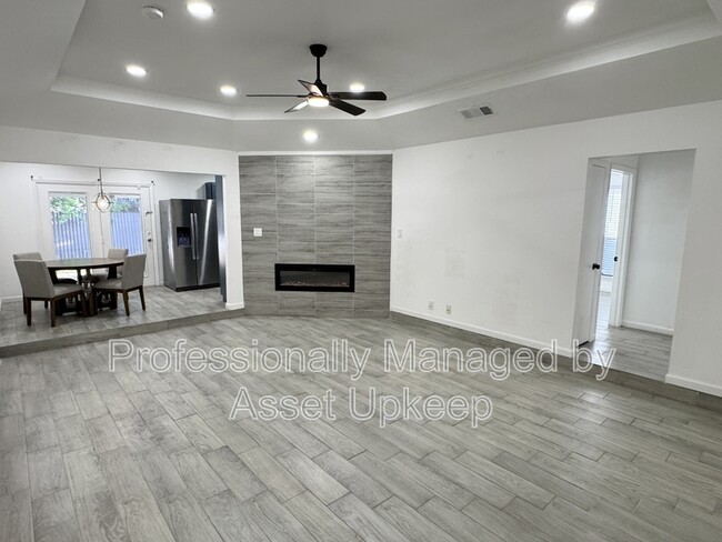 property at 3646 Country Club Dr W