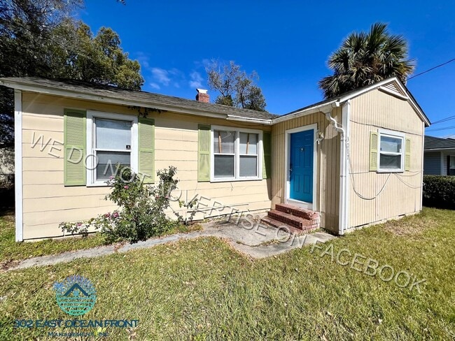property at 3017 Broadway Ave
