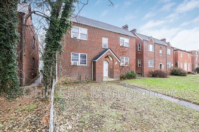 987 Lilley Ave in Columbus, OH - Building Photo - Building Photo