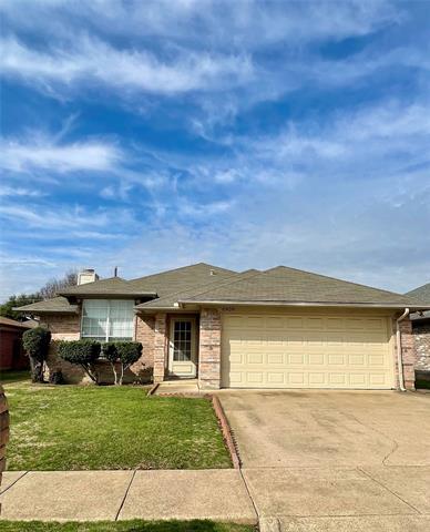 6909 Kara Pl in North Richland Hills, TX - Building Photo