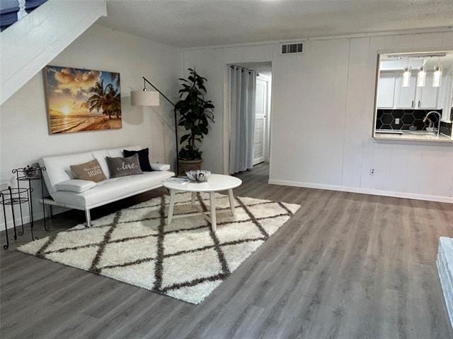 property at 2813 Ursa Cir