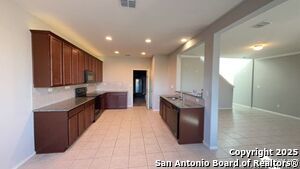 12114 Canyon Rock Ln in San Antonio, TX - Building Photo - Building Photo