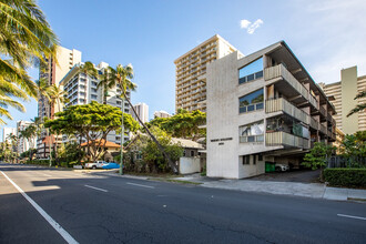 Waikiki Bellevue in Honolulu, HI - Building Photo - Building Photo