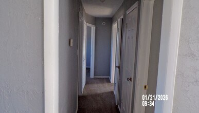 4921 NW Lindy Ave in Lawton, OK - Building Photo - Building Photo