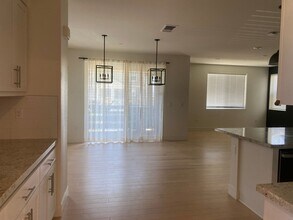37905 Seafarer Rd in Newark, CA - Building Photo - Building Photo