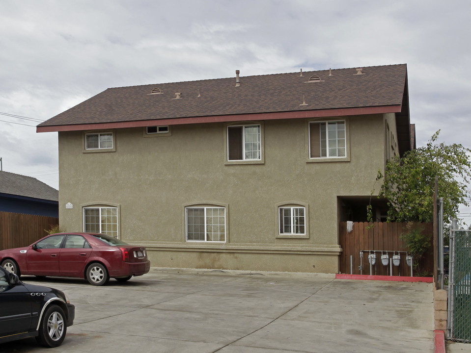 625 S Pine St in Santa Maria, CA - Foto de edificio