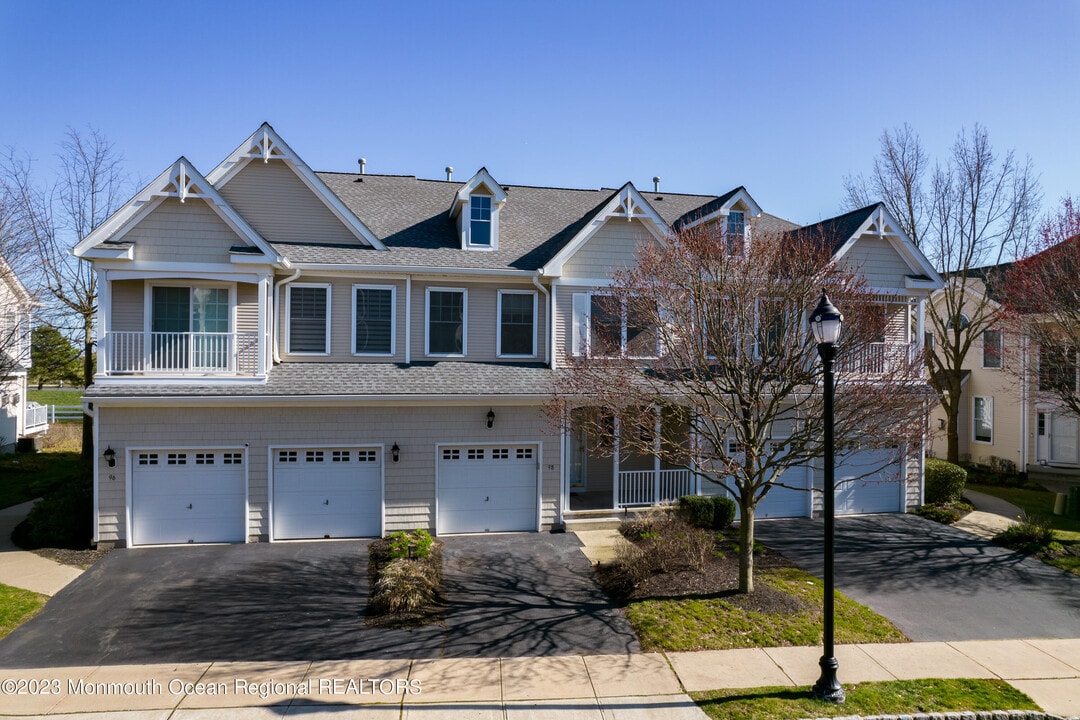 98 South St in South Amboy, NJ - Building Photo