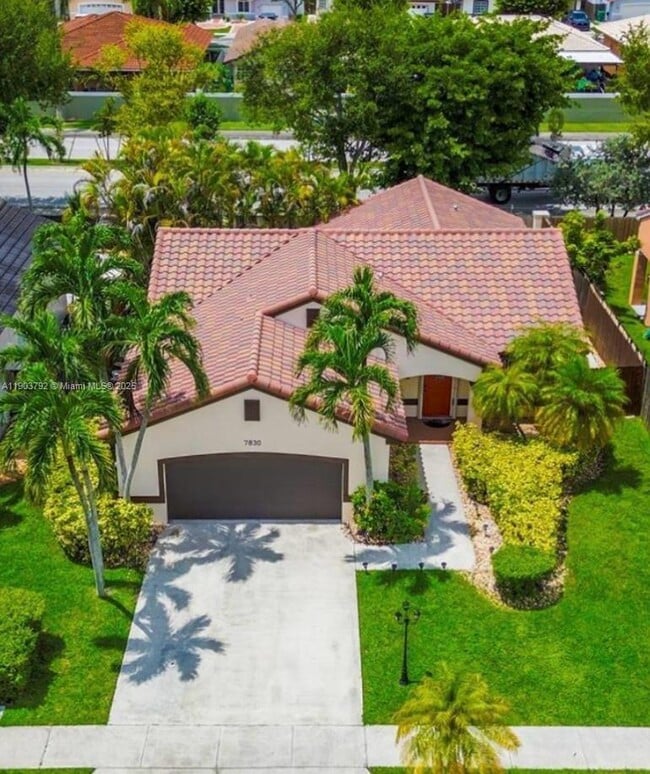 7830 SW 161st Pl in Miami, FL - Building Photo - Building Photo