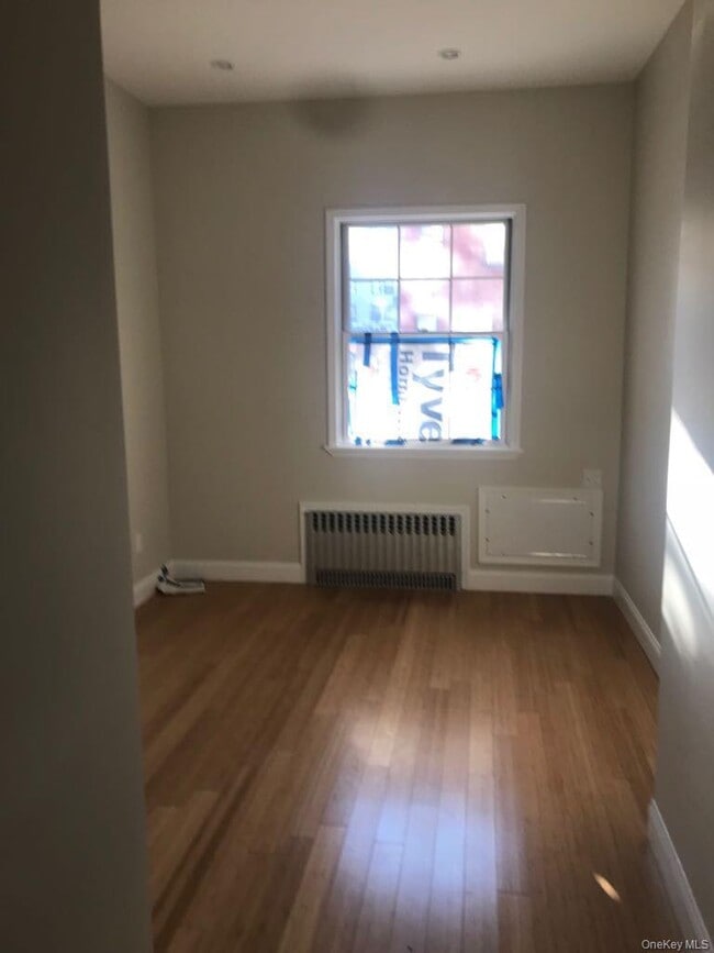 16 Park St in Brooklyn, NY - Building Photo - Building Photo