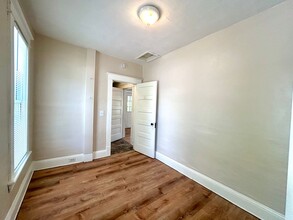 2550 Crozier Ave in Muskegon, MI - Building Photo - Building Photo