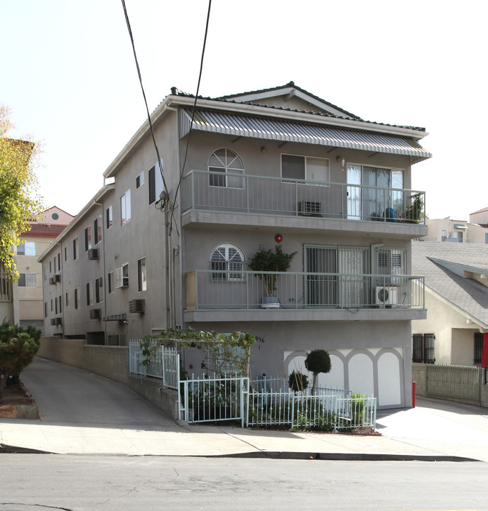 936 Centennial St in Los Angeles, CA - Foto de edificio