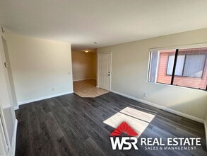 1317 Massachusetts Ave in Riverside, CA - Building Photo - Building Photo