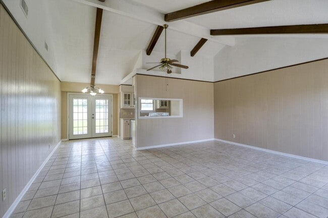301 Vanessa Ave in Lake Charles, LA - Building Photo - Building Photo