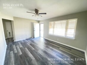 9756 Vickie Pl in St. Louis, MO - Building Photo - Building Photo