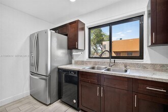 1451 NW 92nd Ave in Pembroke Pines, FL - Building Photo - Building Photo