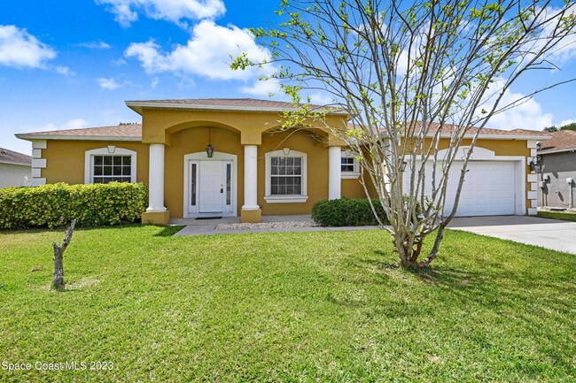 property at 772 Del Mar Cir