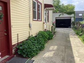 1794 W 54th St in Cleveland, OH - Foto de edificio - Building Photo