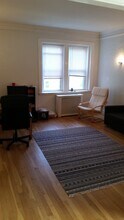 57 Manchester Rd, Unit 4 in Brookline, MA - Foto de edificio - Building Photo