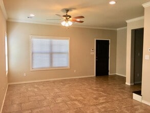 1206 Phoenix St in College Station, TX - Building Photo - Building Photo