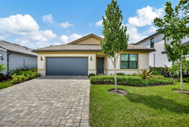 3021 Hibiscus Ave in Lauderdale Lakes, FL - Foto de edificio - Building Photo