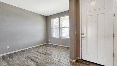 17156 W Lincoln St in Goodyear, AZ - Building Photo - Building Photo