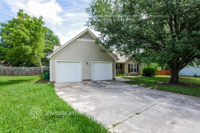property at 13505 Thicket Ct