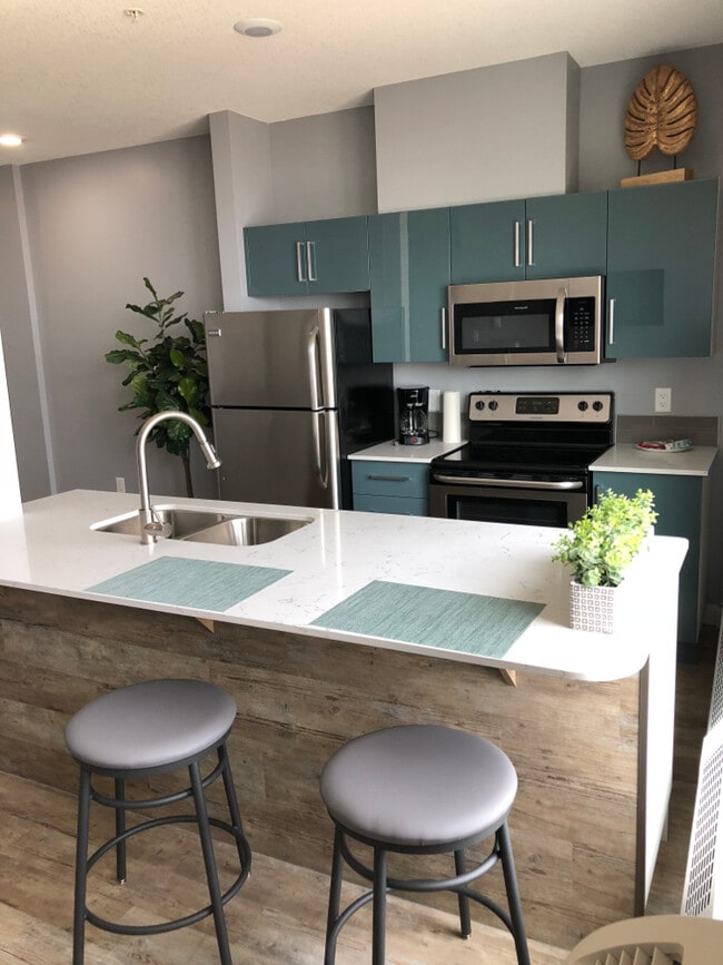 Metro 1827 Apartments