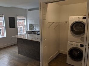 61 Joy St, Unit 3 in Boston, MA - Building Photo - Building Photo