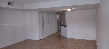 6045 NW 186th St in Miami Gardens, FL - Building Photo - Building Photo
