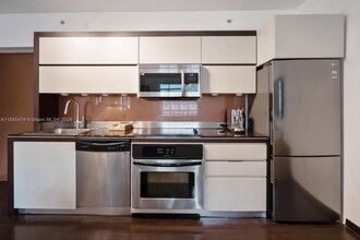 435 21st St, Unit # 310 in Miami Beach, FL - Foto de edificio - Building Photo