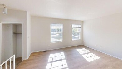 2718 Glenbridge Ct in Ann Arbor, MI - Building Photo - Building Photo