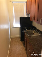 1824 Beacon St, Unit 1 in Brookline, MA - Building Photo - Building Photo