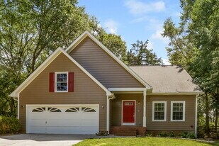 2328 Torrington Ln in Charlotte, NC - Building Photo