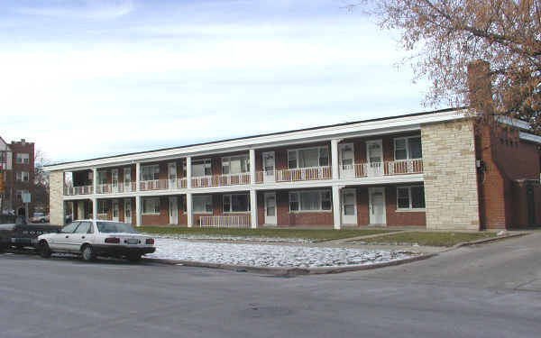 3141 Harlem Ave in Berwyn, IL - Building Photo