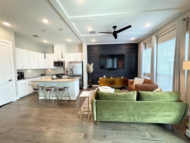 property at 4513 Whitney Pkwy