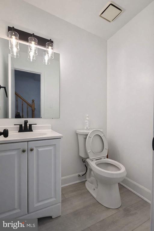 5605 Larson Ct in Capitol Heights, MD - Building Photo - Building Photo