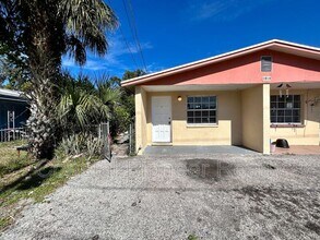 1016 E Seneca Ave in Tampa, FL - Building Photo - Building Photo