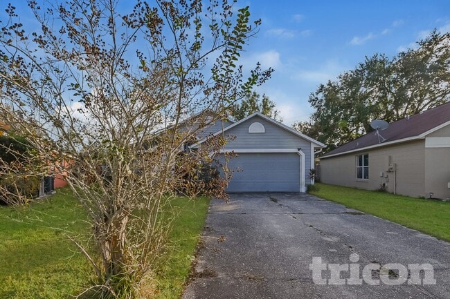 property at 1998 Grasmere Dr